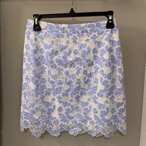 Bloomingdales Aqua skirt - blue and white floral S